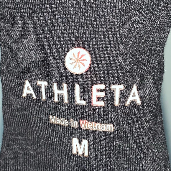 🏋️♀️ Athleta Sports Tank Top 🏋️♀️ - Picture 7 of 7